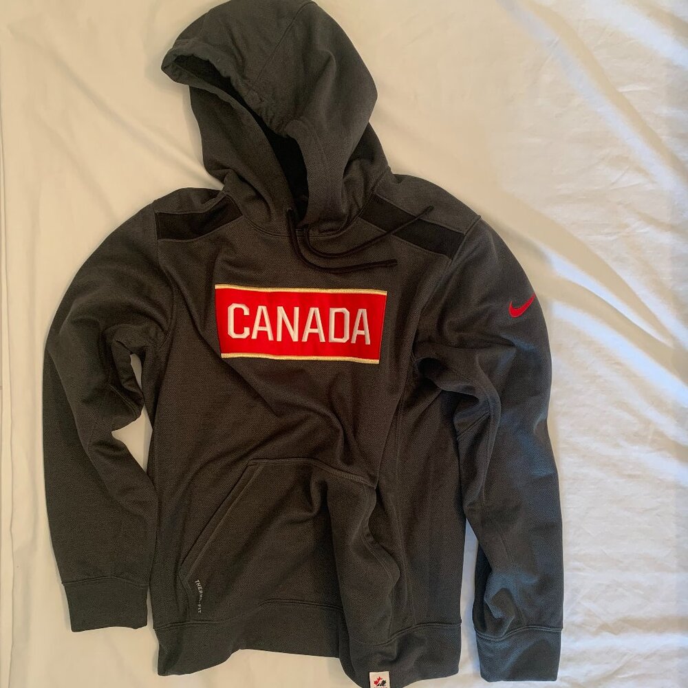 Nike therma-fit CANADA hoody